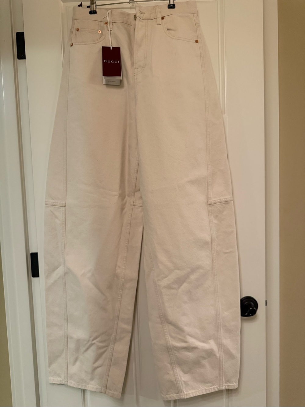 NWT Gucci Balloon Barrel Leg Jeans Ecru Ivory Size 25 Made in Italy